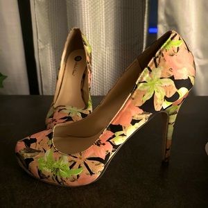 Pink Floral Stiletto By Michael Antonio